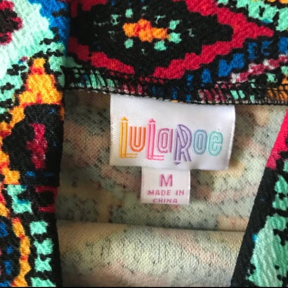 Beautiful textured azure skirt!! - Picture 3 of 4